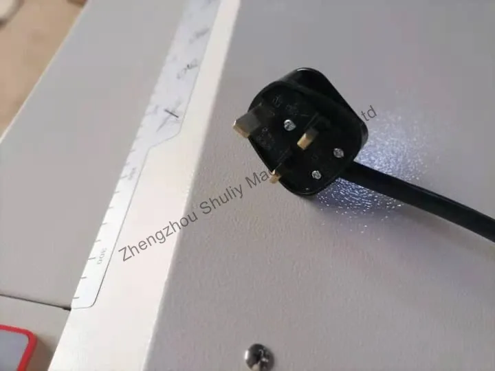 customized plug for Ireland