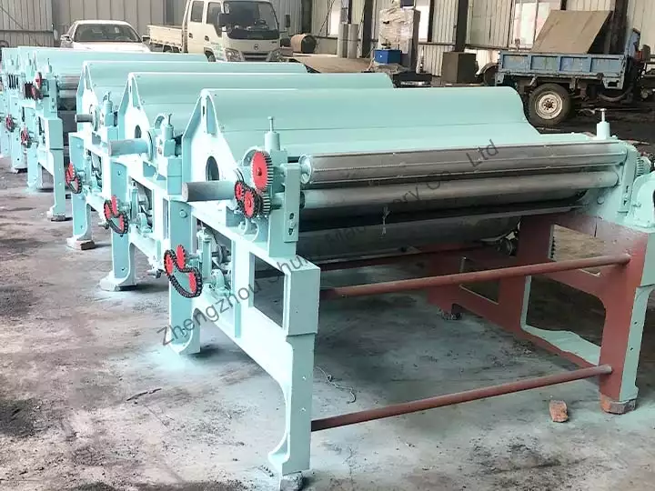 carding machine for textile waste recycling
