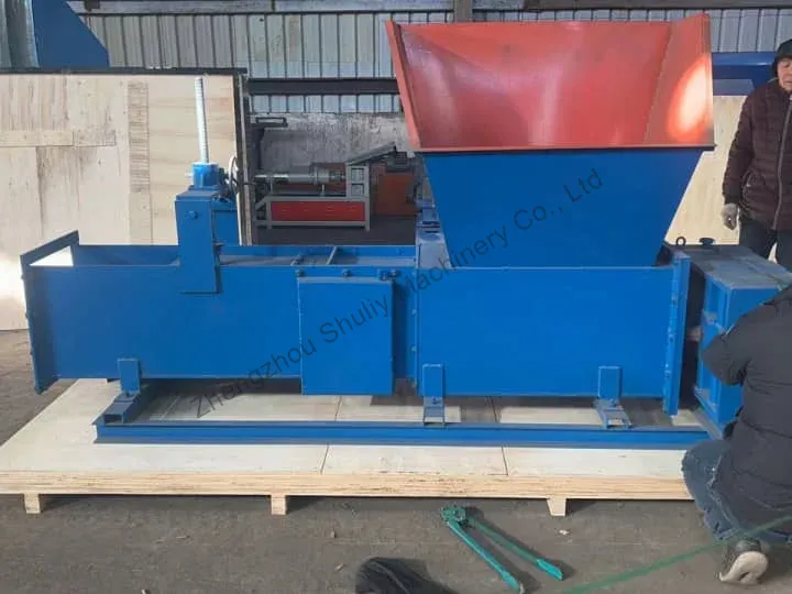 EPS foam compactor ready to pack